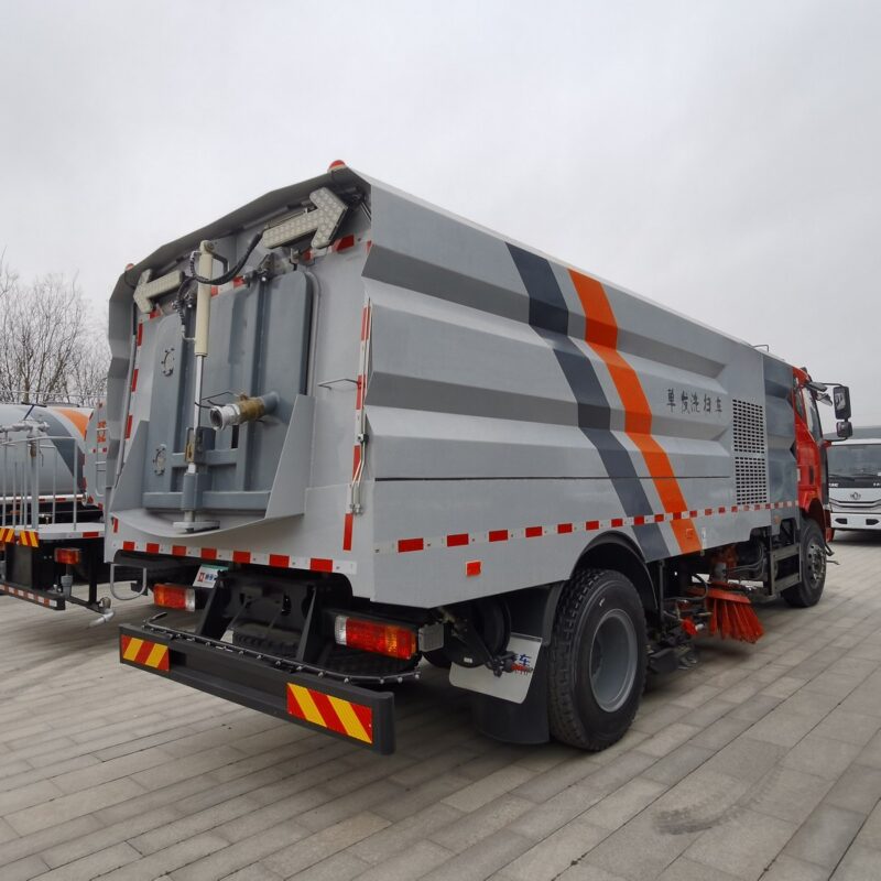 Dust suppression vehicle - Image 4