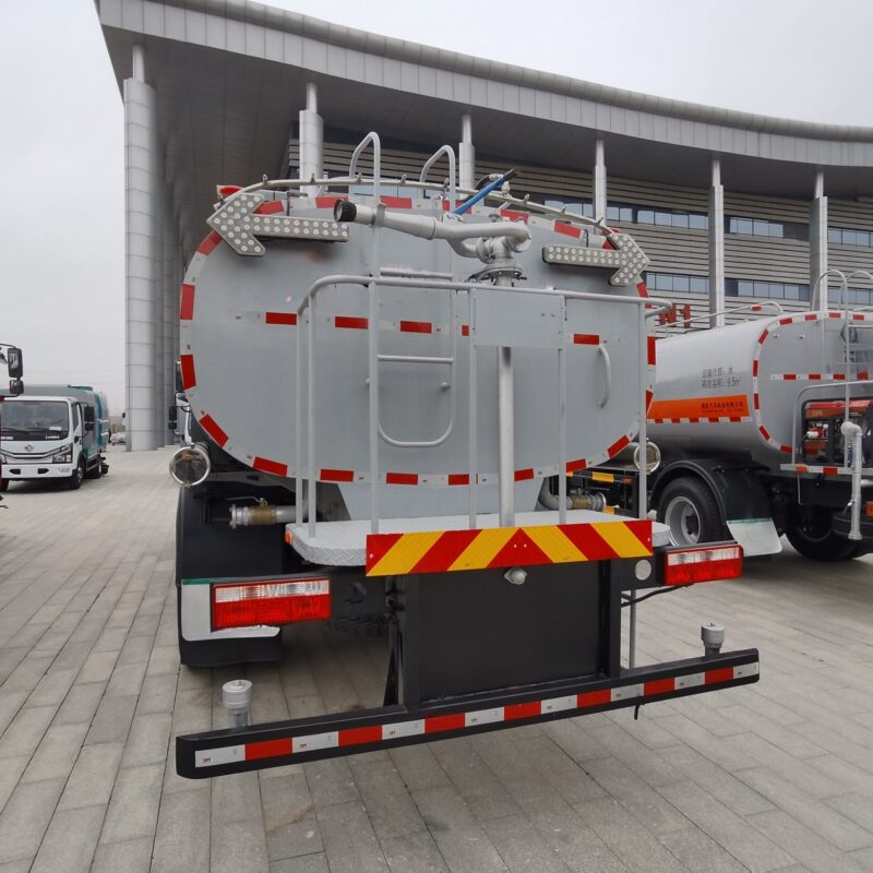 Dust suppression vehicle - Image 5