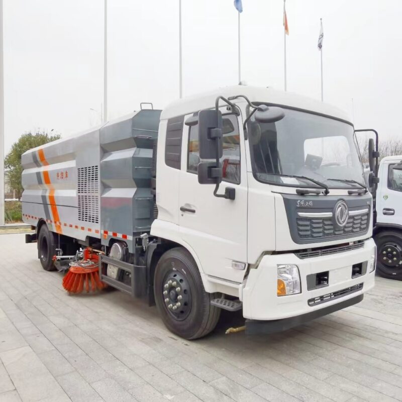 Environmental cleaning vehicle - Image 2