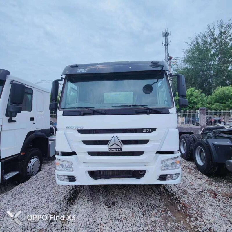 Truck - Image 12