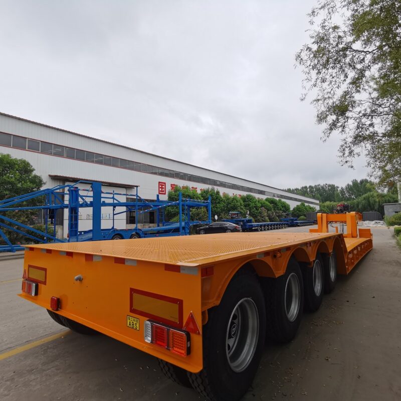 Large cargo transport semi-trailer - Image 3