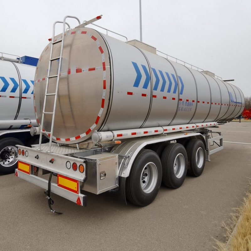 Stainless steel aluminum alloy tank car - Image 4