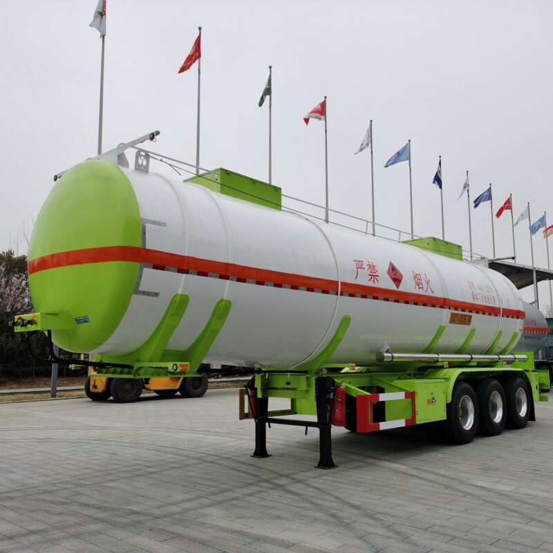 Liquefied natural gas tanker - Image 5