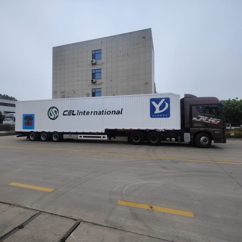 Side curtain semi-trailer - Image 3