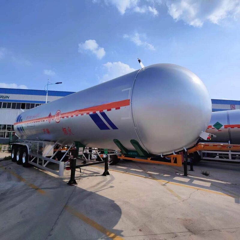 Liquefied gas tank truck - Image 3