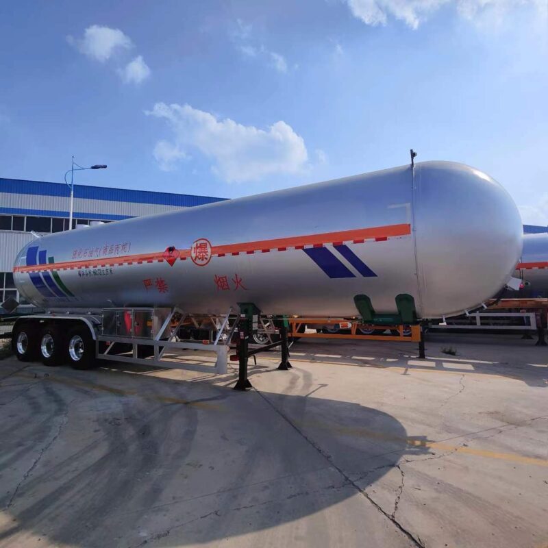 Liquefied gas tank truck - Image 5