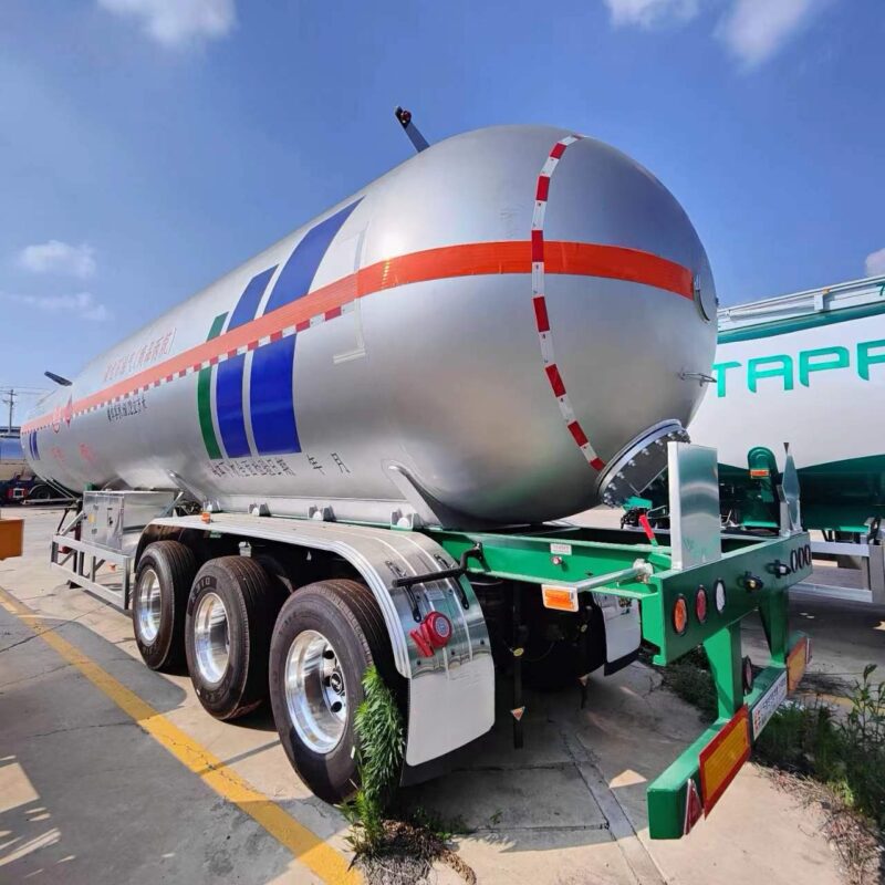 Liquefied gas tank truck - Image 7