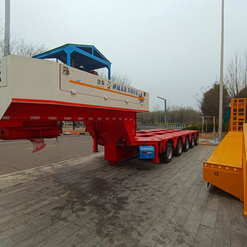 Large transport semi-trailer - Image 2