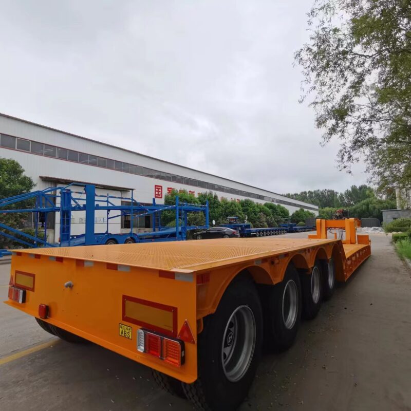 Large transport semi-trailer - Image 3