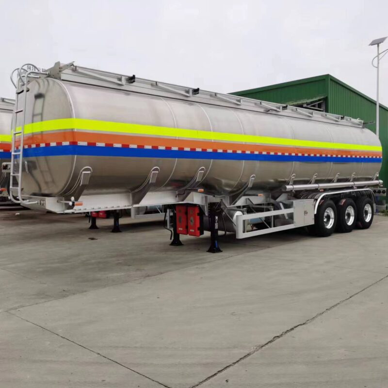 Stainless steel aluminum alloy tank car - Image 6