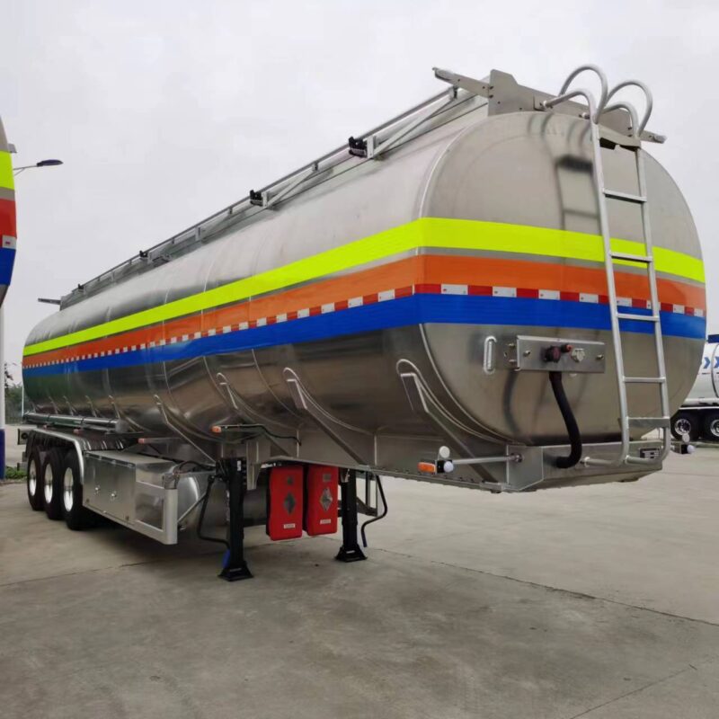 Stainless steel aluminum alloy tank car - Image 7