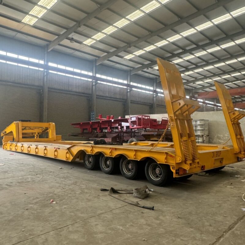 4-line 8-axis large transport plate semi-trailer - Image 7