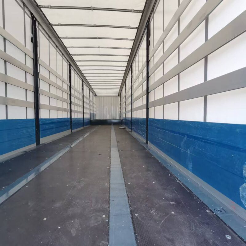 Side curtain semi-trailer - Image 11