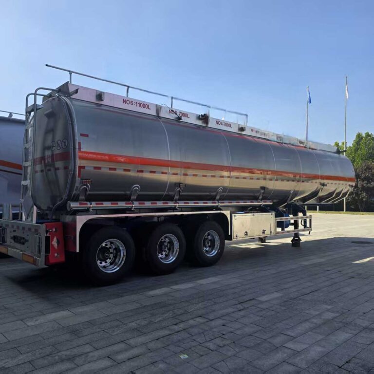 Core structure of aluminum alloy oil tanker truck