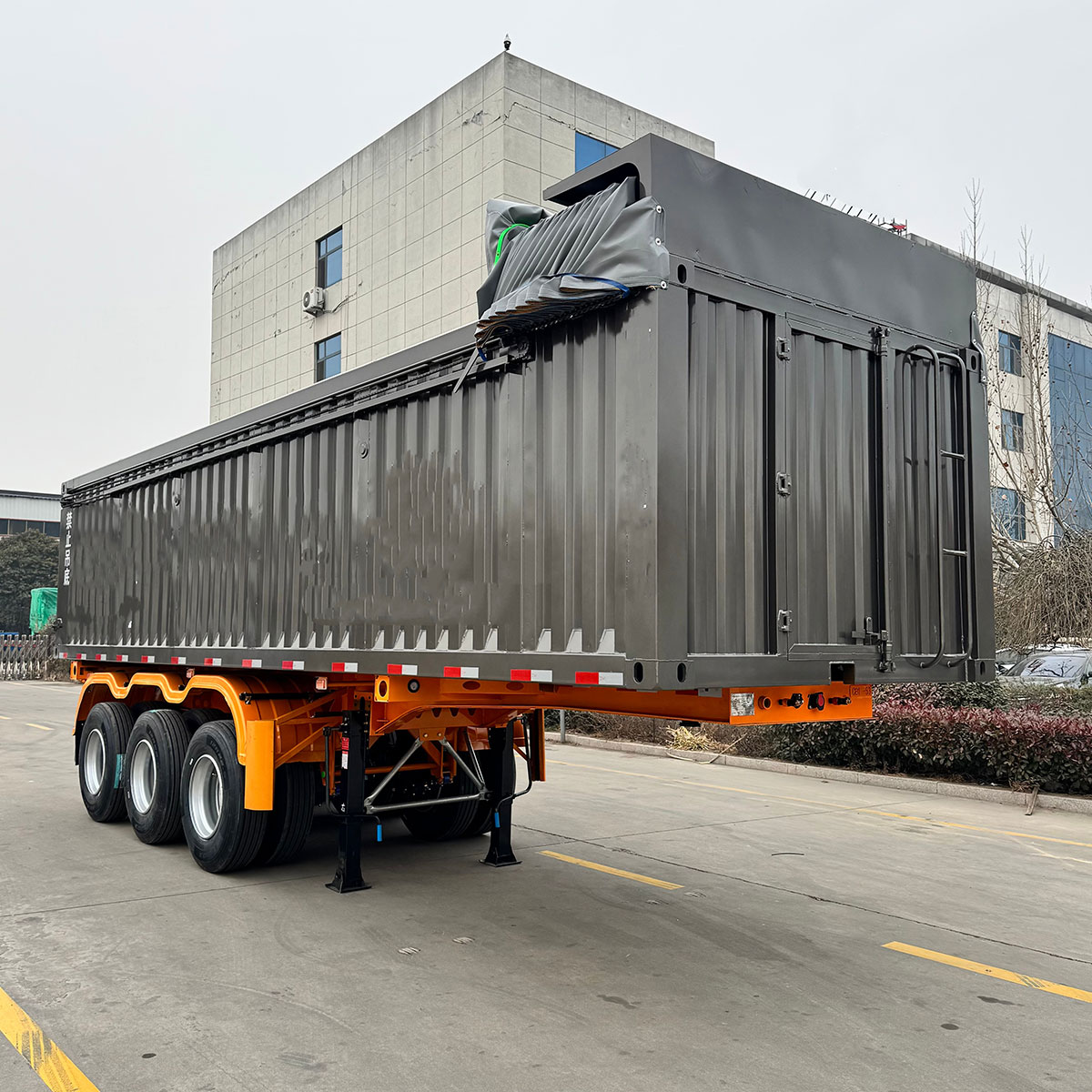3-axis container frame semi-trailer