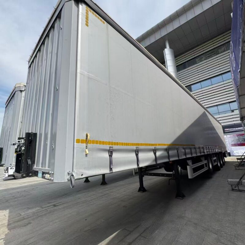 Side curtain semi-trailer